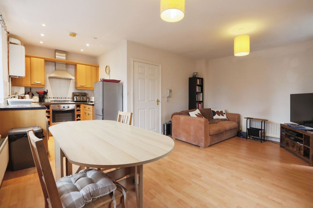 Property photo 3 of 11 Photography