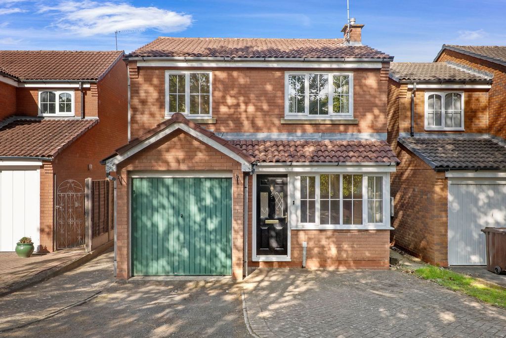 Property photo 1 of 8