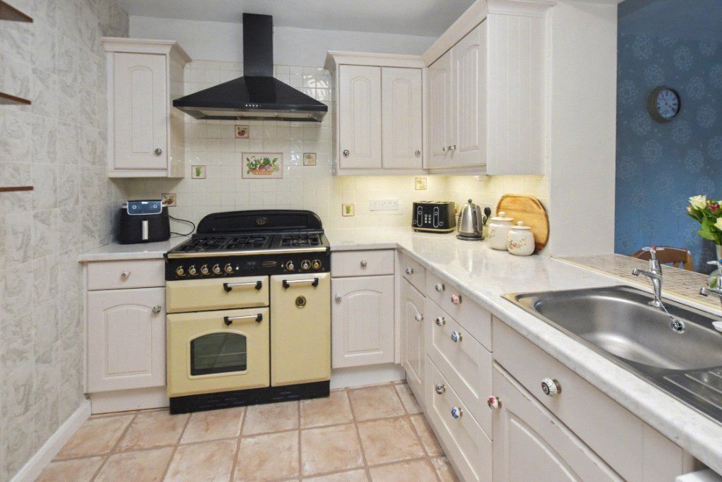 Property photo 3 of 18 Picture No. 12