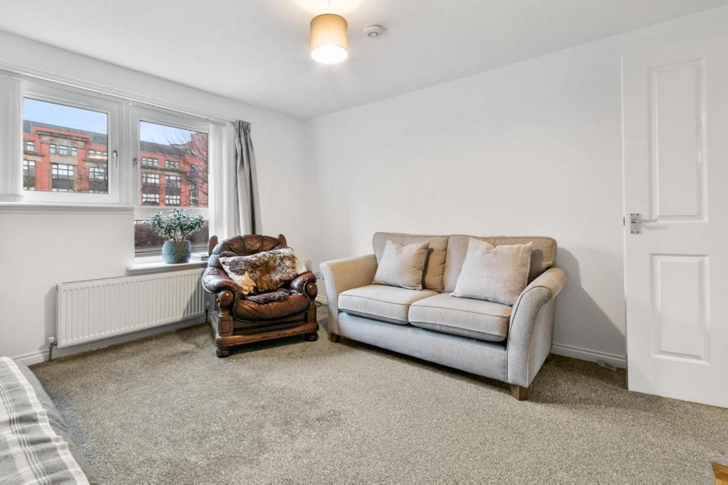 Property photo 3 of 26