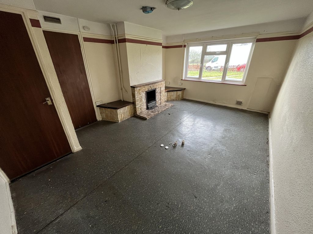 Property photo 3 of 13 Img_2198.Jpg