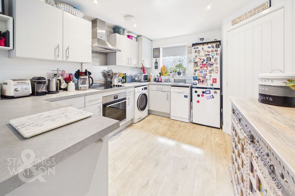 Additional image 7 of 2 bed semi-detached house for saleOak Lawn, Eye IP23