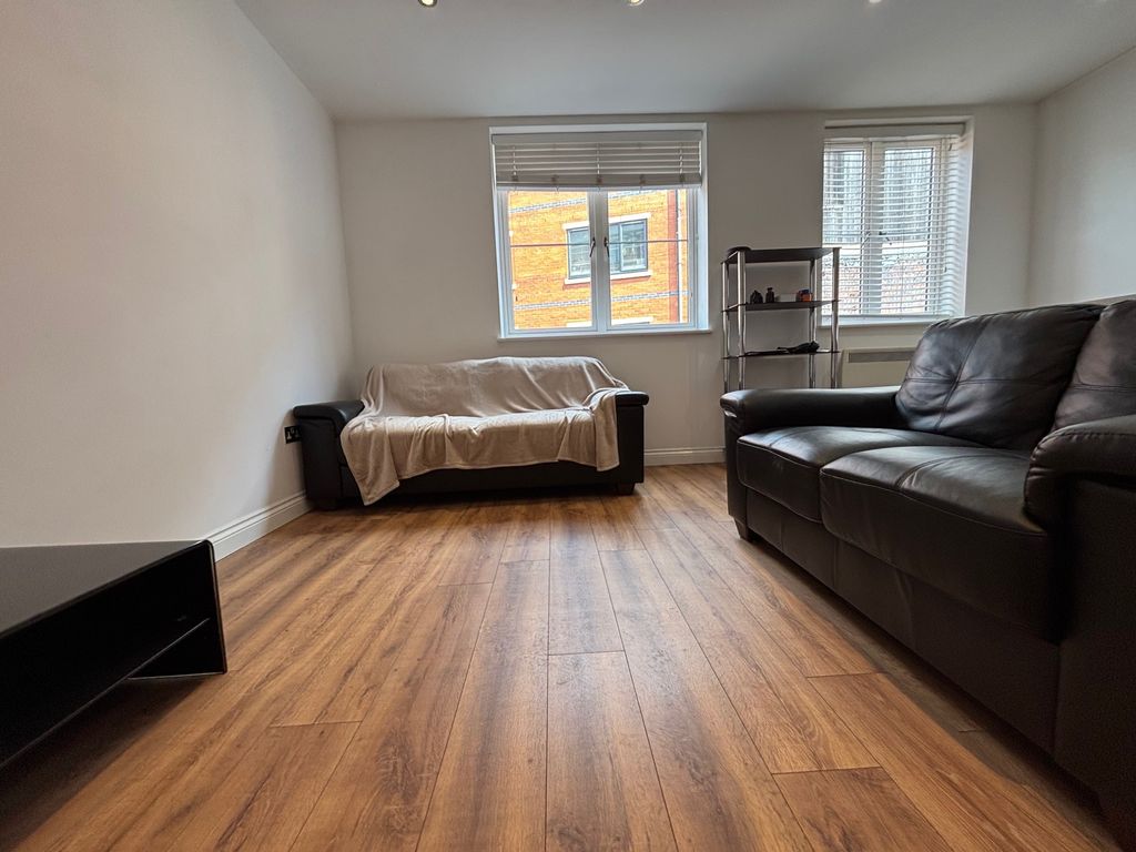 Property photo 2 of 5