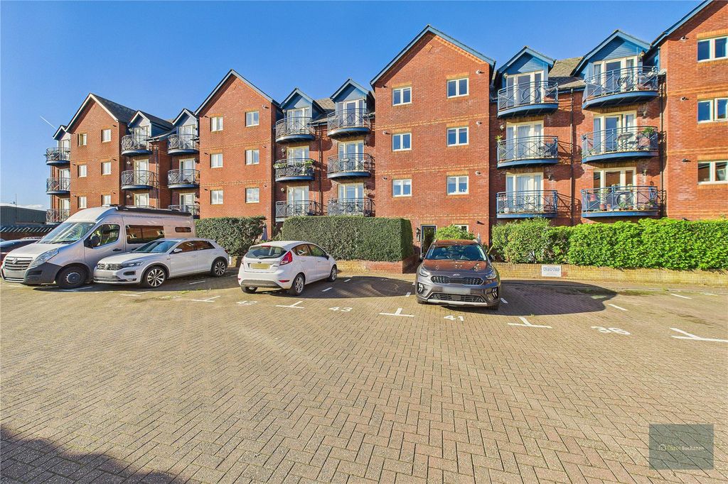 Property photo 1 of 13 Picture No. 16