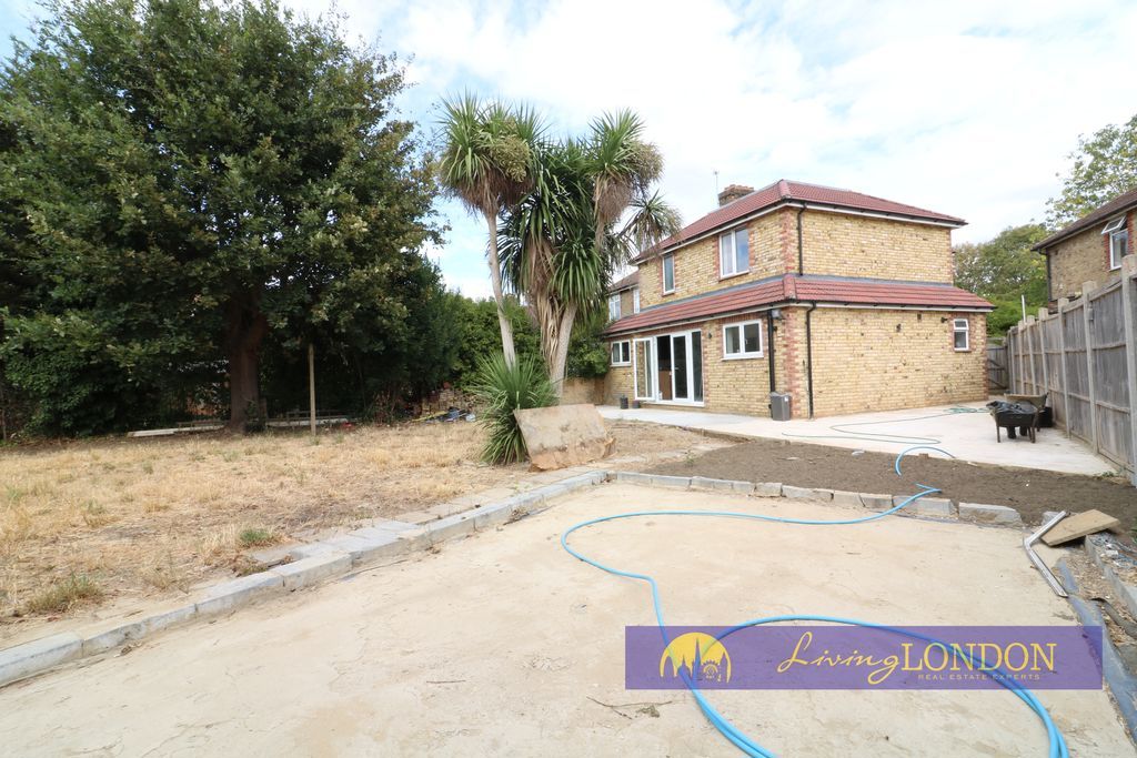 Property photo 1 of 32 Photo 31