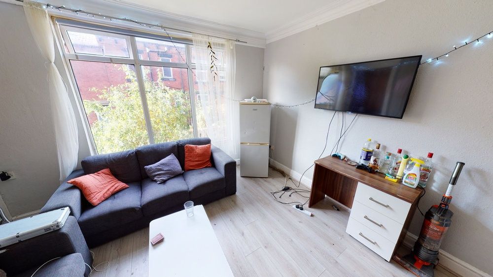 Property photo 2 of 11 Bright Contemporary Living Room With A Comfortable...