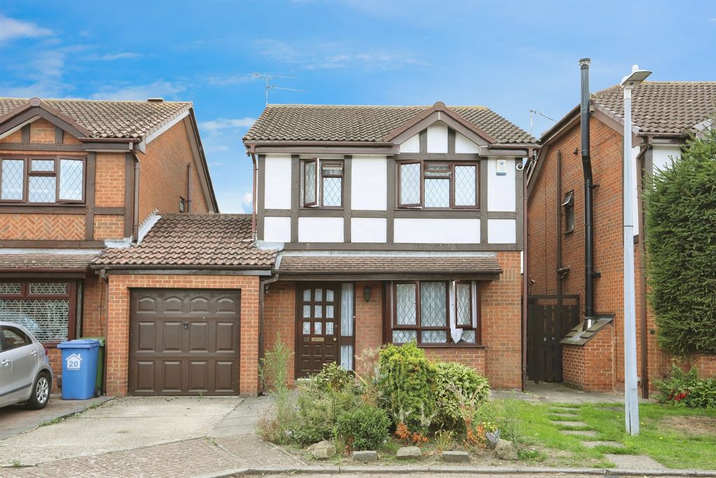 Property photo 1 of 17