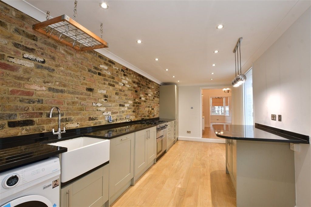 Property photo 2 of 16 Kitchen/ Breakfast Room