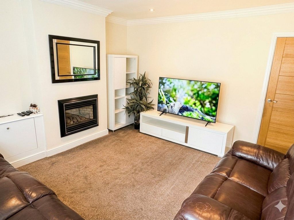 Property photo 3 of 12 Picture No. 07