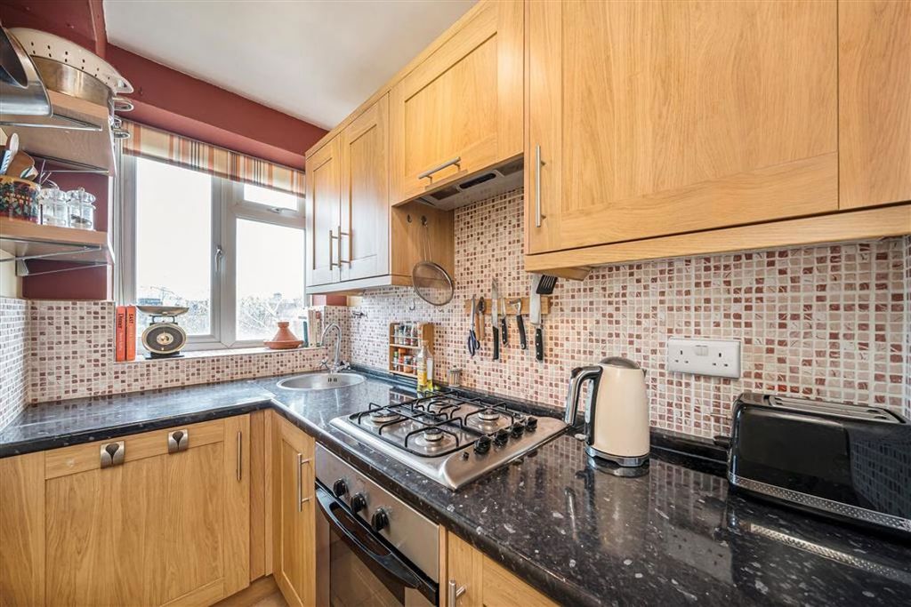 Property photo 2 of 7