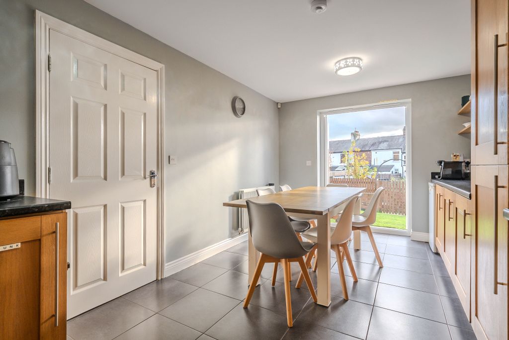 Property photo 3 of 15 Dsc09451-2-2-Hdr-2