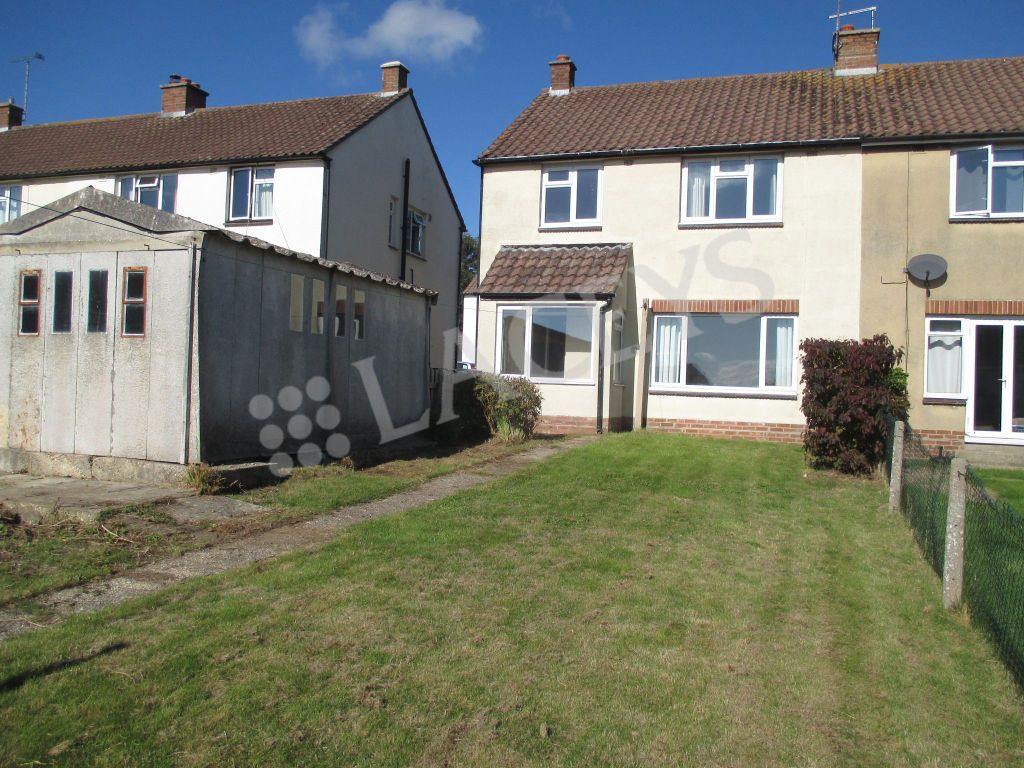 Property photo 2 of 8 Garden