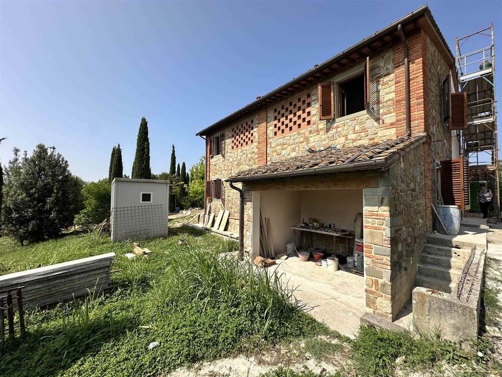 Property photo 2 of 28