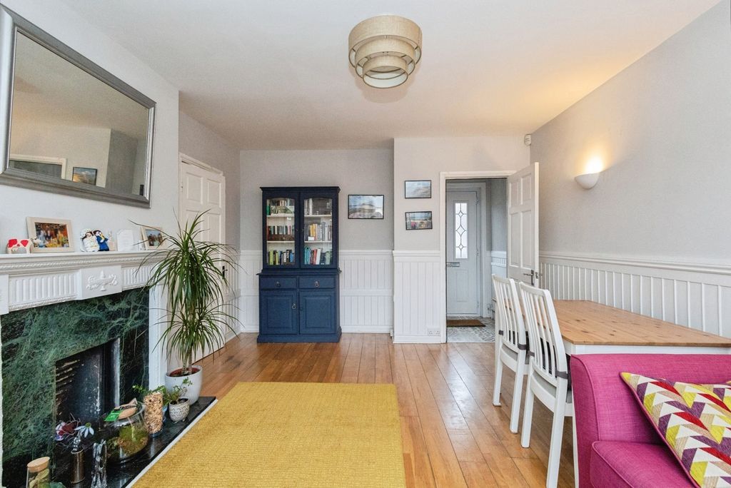 Property photo 3 of 27 Pbox-Img.Jpg