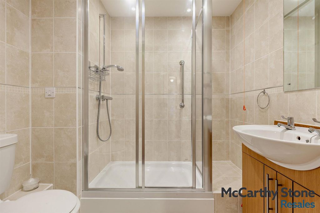 Additional image 5 of 1 bed flat for saleStewart Court, High Street, Epping CM16