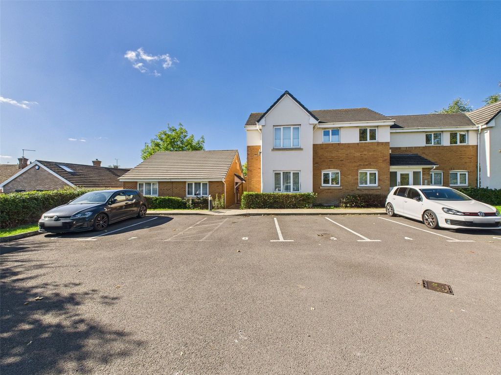 Property photo 1 of 10 Picture No. 15