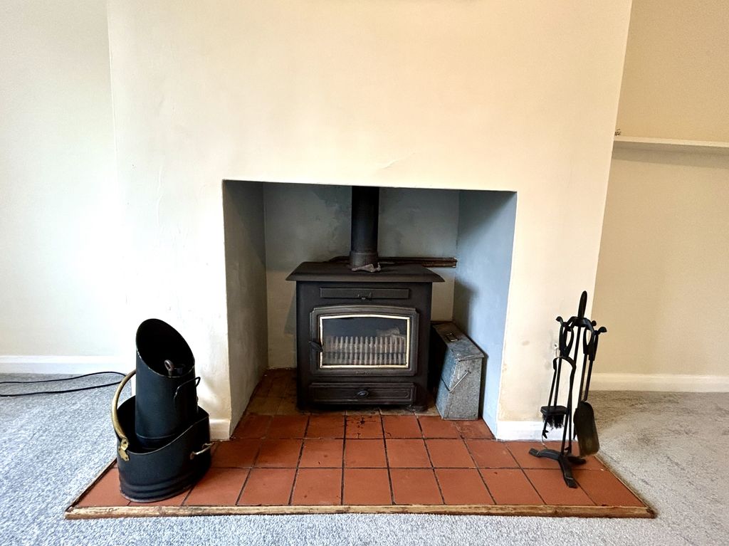 Property photo 3 of 12 Img_5889