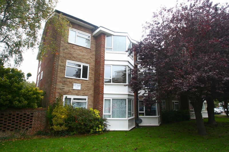 Property photo 1 of 11 Photo 11