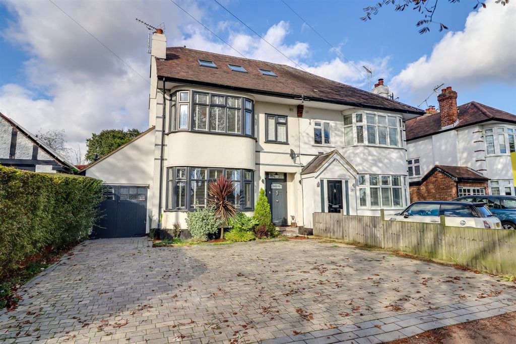 Property photo 1 of 22