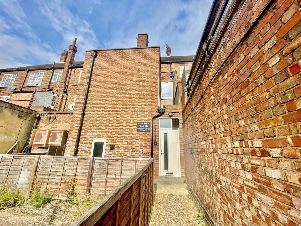 Property photo 2 of 13 Picture No. 02