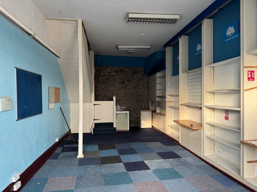 Property photo 3 of 7