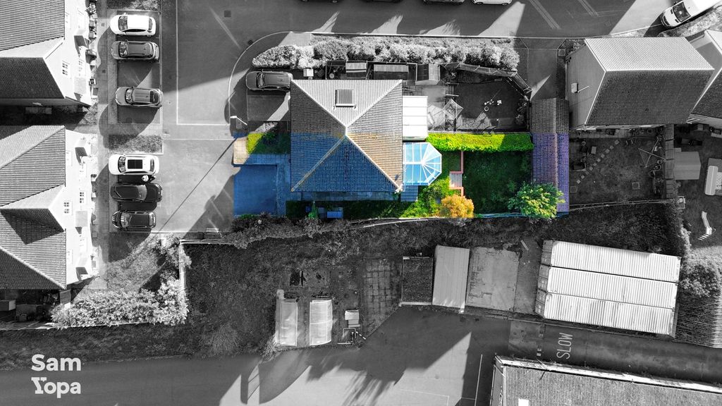 Property photo 3 of 17 Img_7441