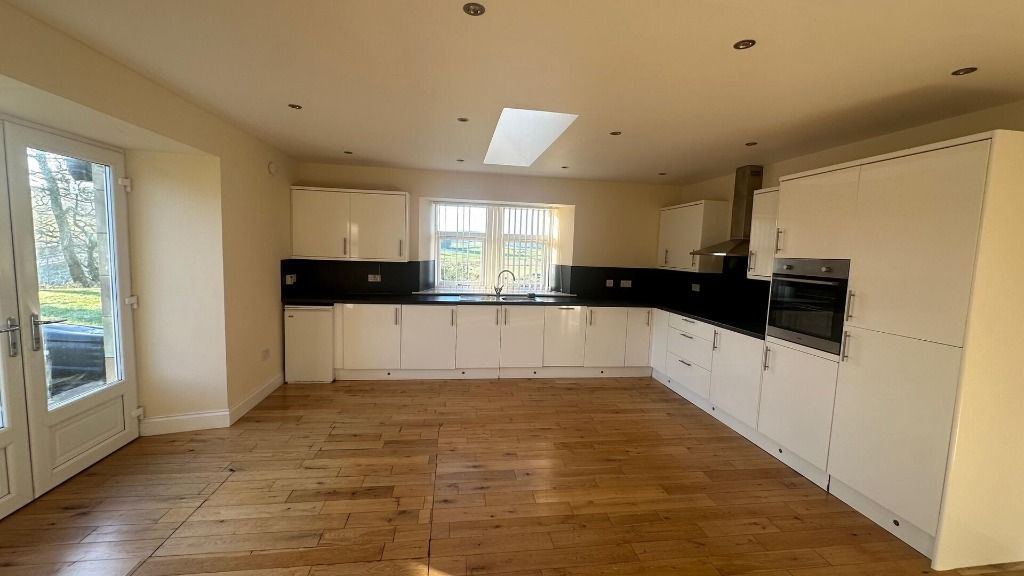 Property photo 3 of 13 Photo 3