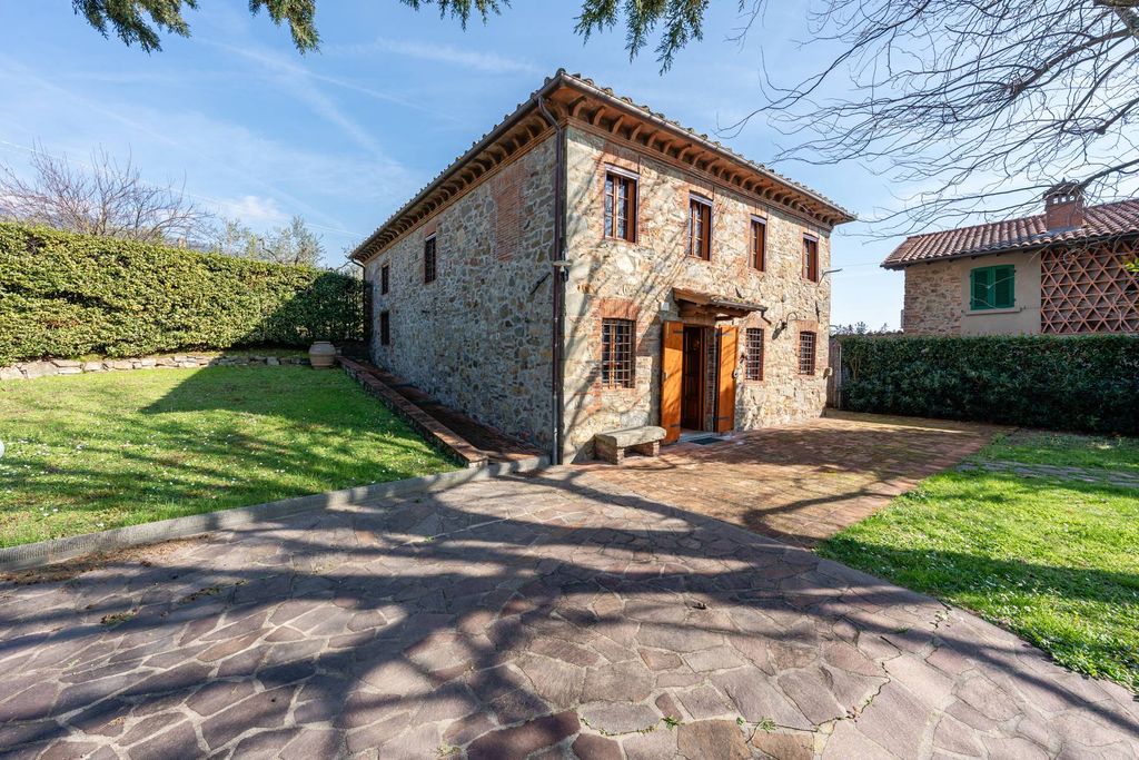 Property photo 1 of 34
