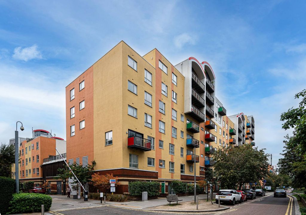 Property photo 2 of 14