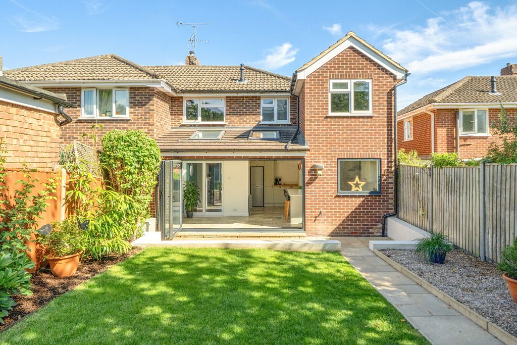 Property photo 2 of 16 Picture No. 31