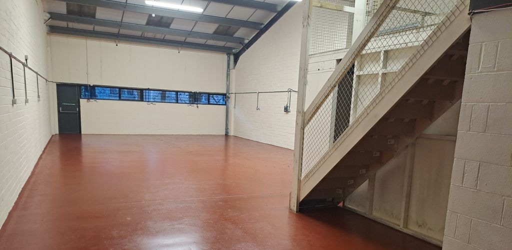 Property photo 3 of 9