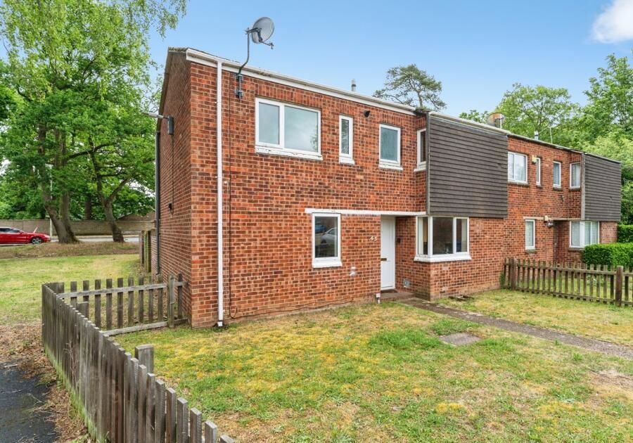 Property photo 1 of 2