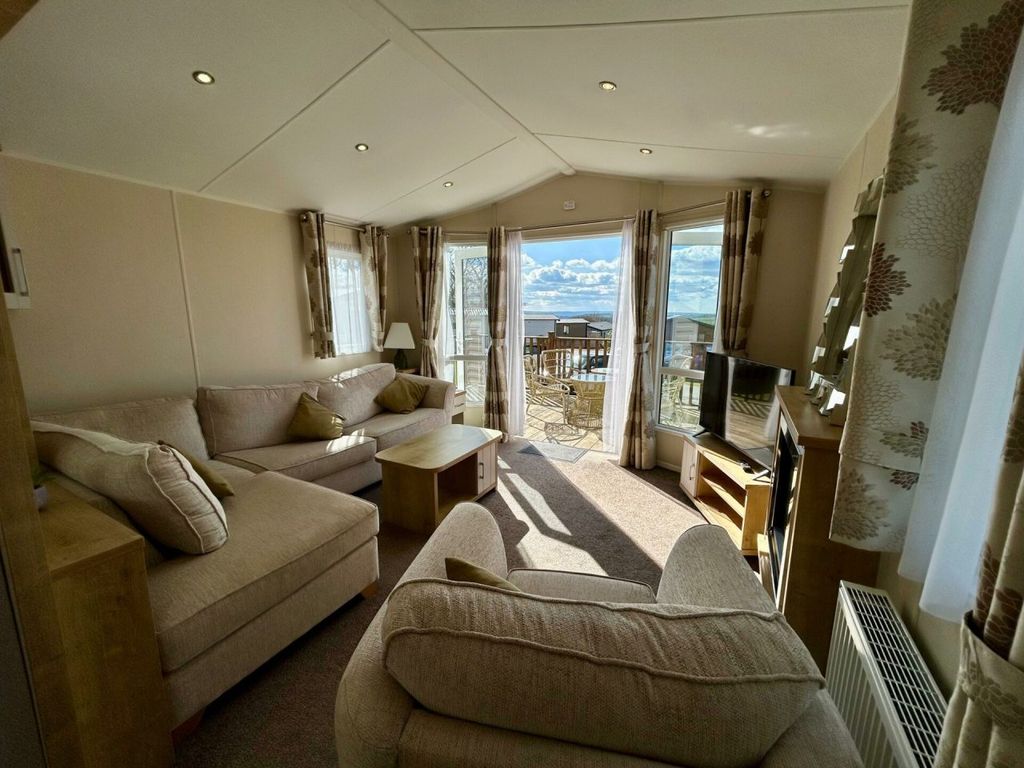 Property photo 1 of 5 Juliots Well Lodge Retreat- Willerby-Winchester-38000