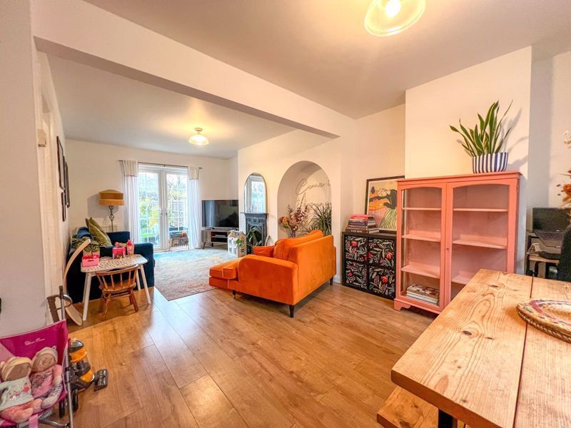 Property photo 2 of 8 Photo 8