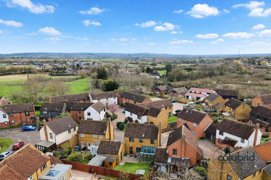 Property photo 2 of 19