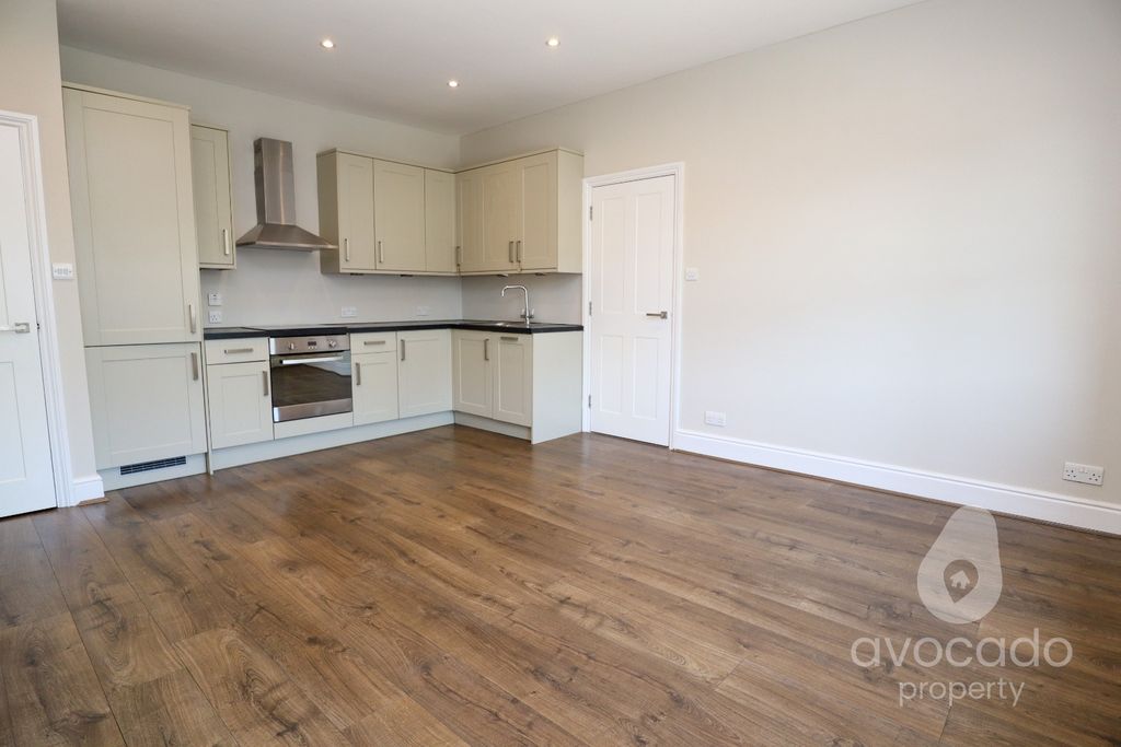 Property photo 2 of 7 5329224