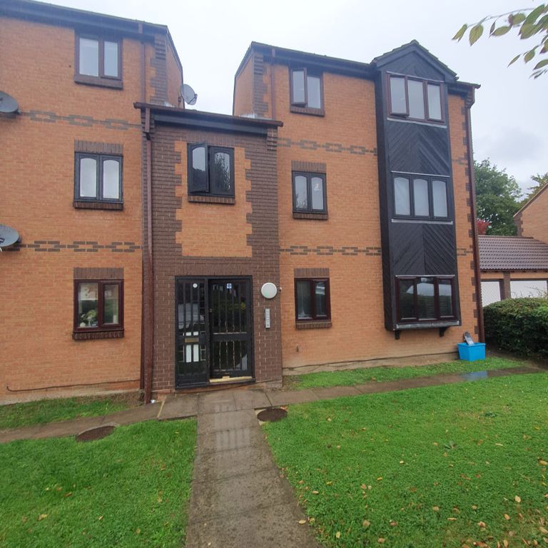 Property photo 1 of 5