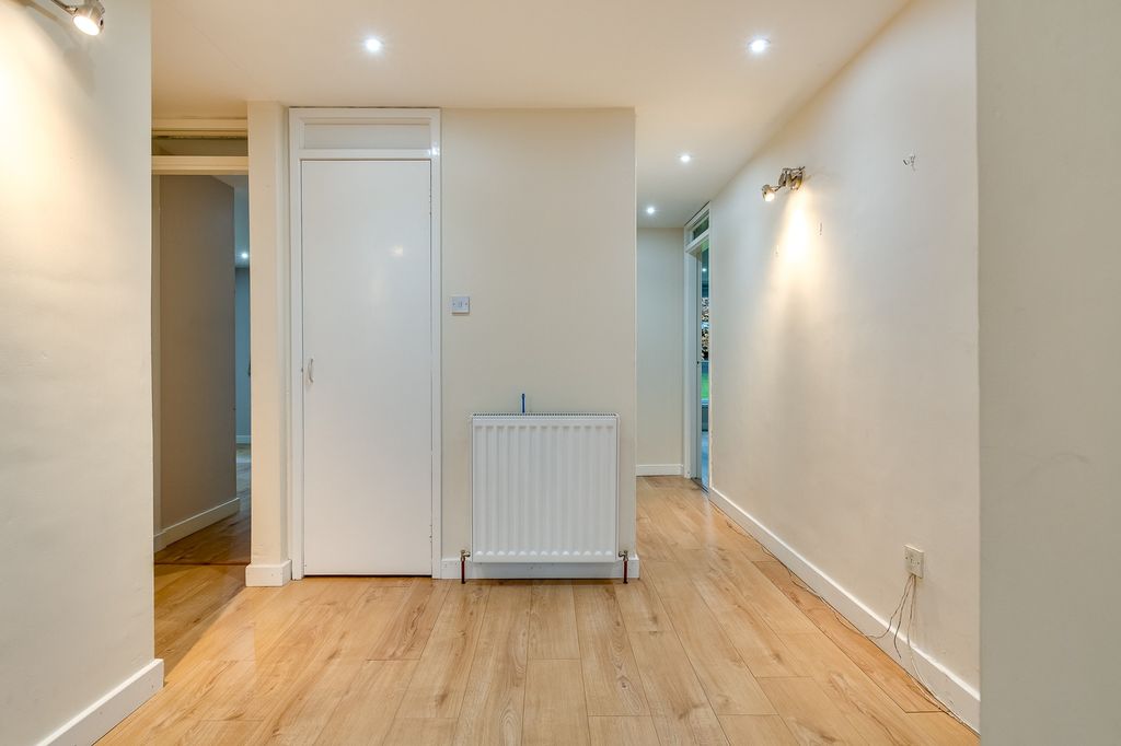 Additional image 16 of 3 bed flat to rentSouthbrae Drive, Jordanhill, Glasgow G13