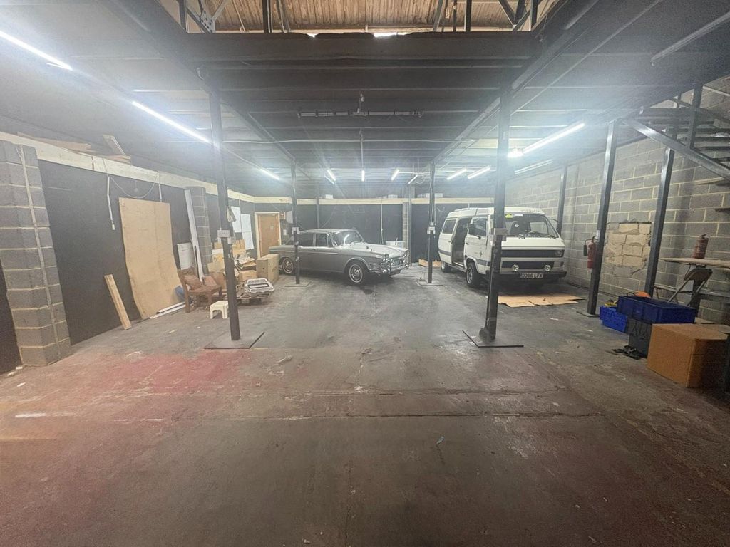 Property photo 2 of 7 Img_9425.Jpeg