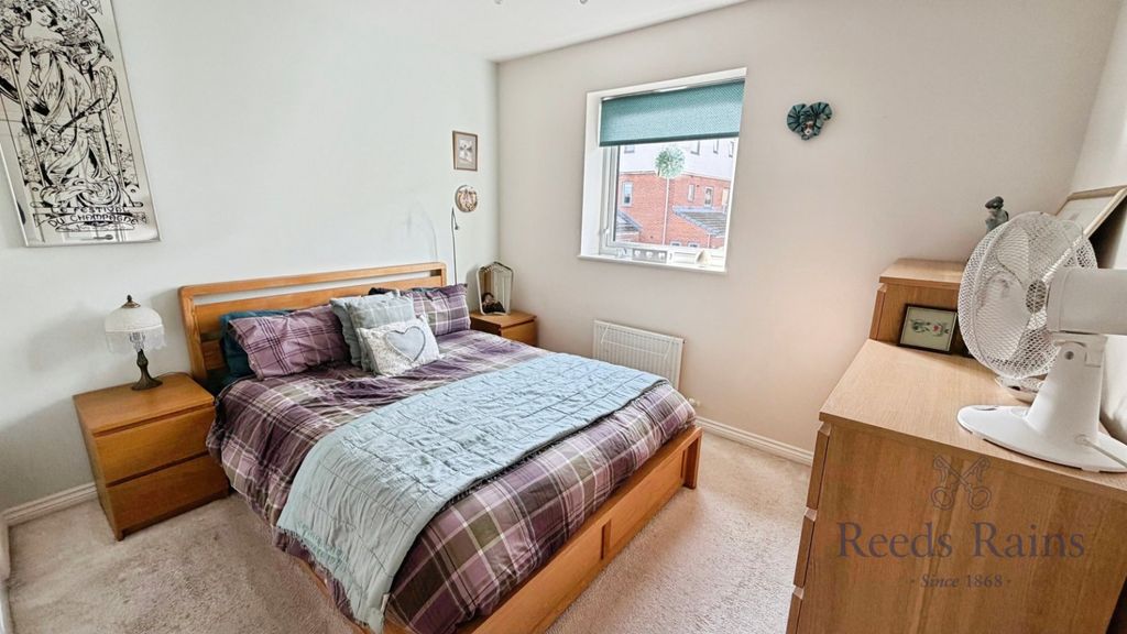 Property photo 3 of 14 Bedroom One