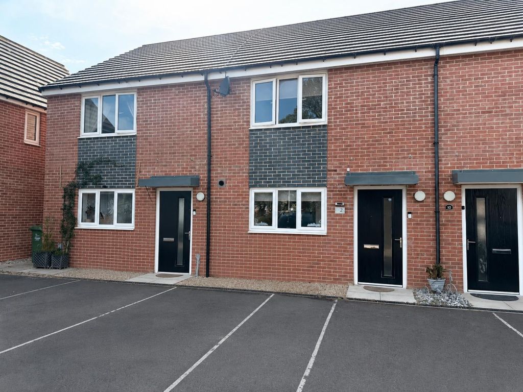 Property photo 1 of 10 External