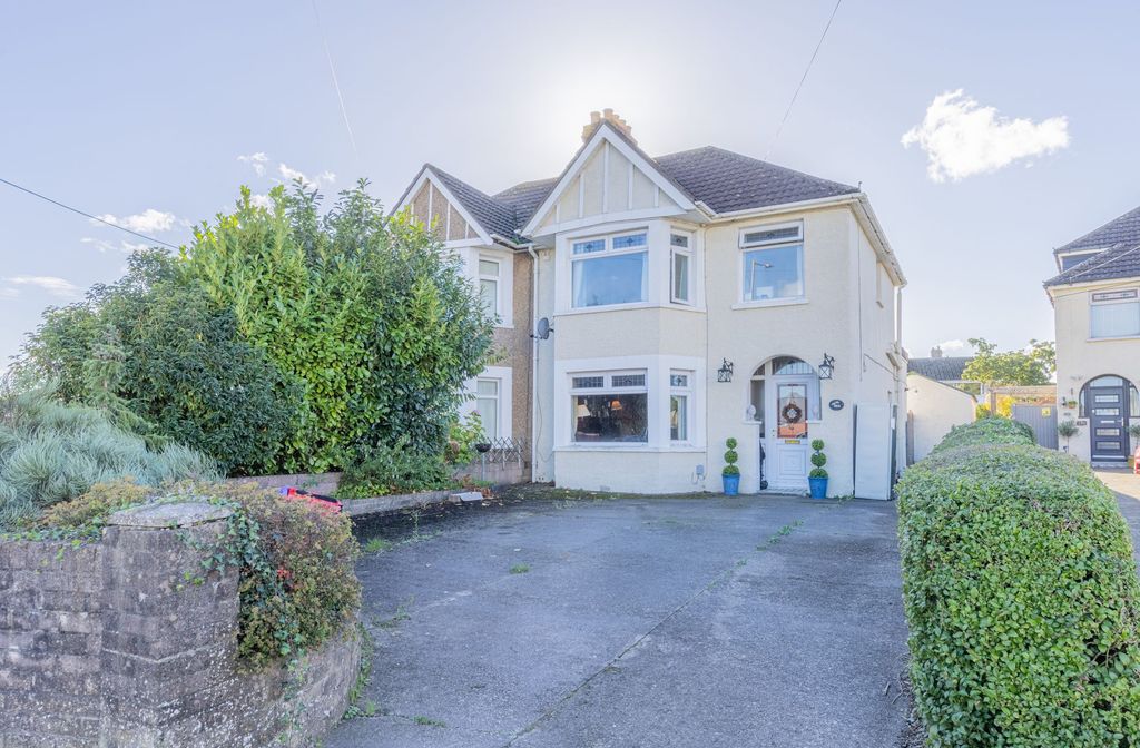 Property photo 1 of 23