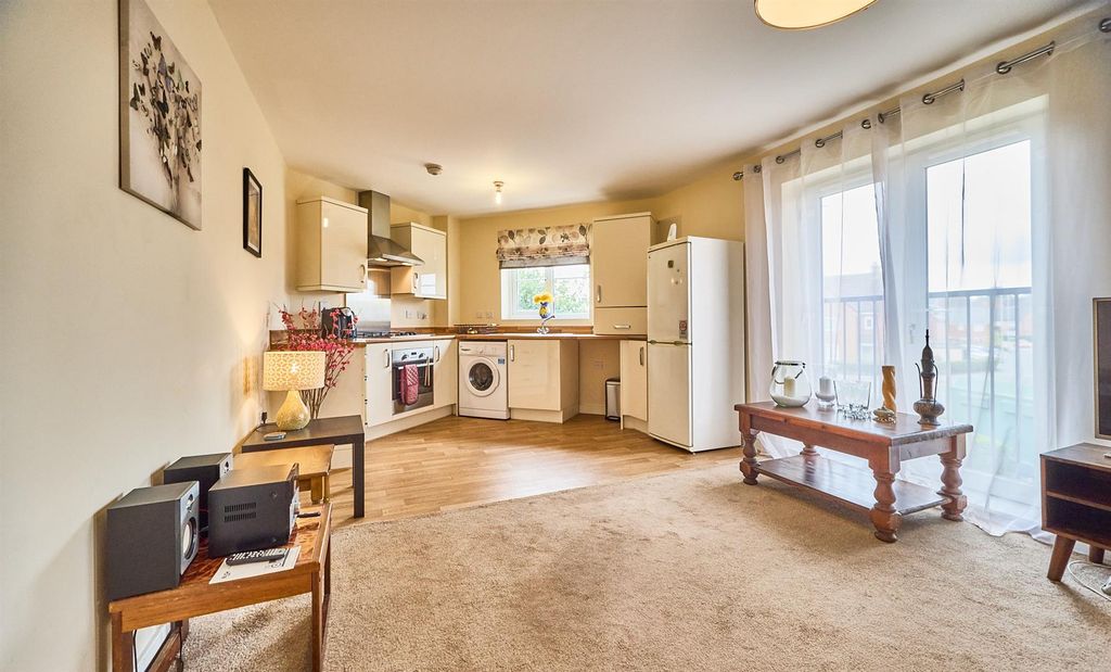 Property photo 2 of 10 Open Plan Lounge Diner And Kitchen