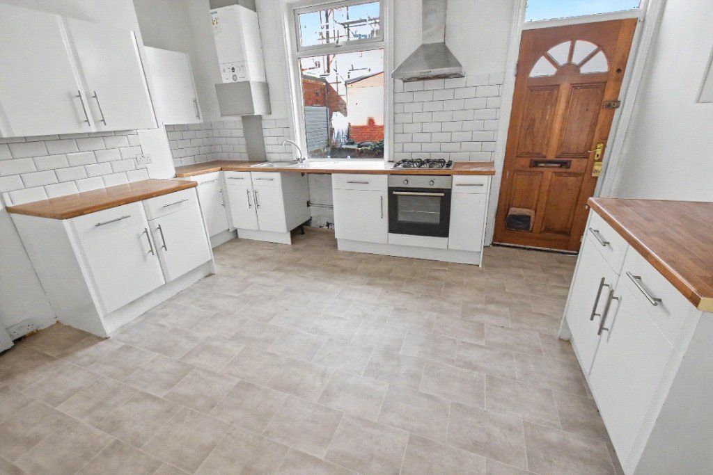 Property photo 3 of 14 Picture No. 12