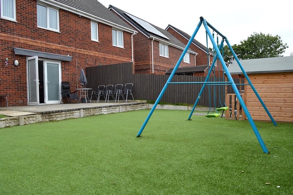 Property photo 2 of 13