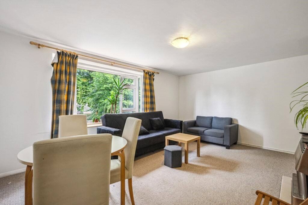 Property photo 1 of 10 Reception