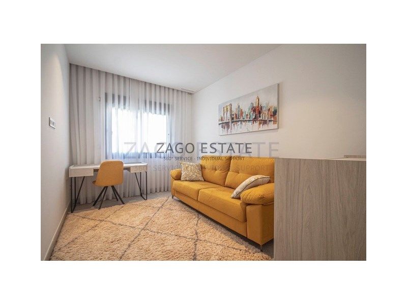 Property photo 3 of 50