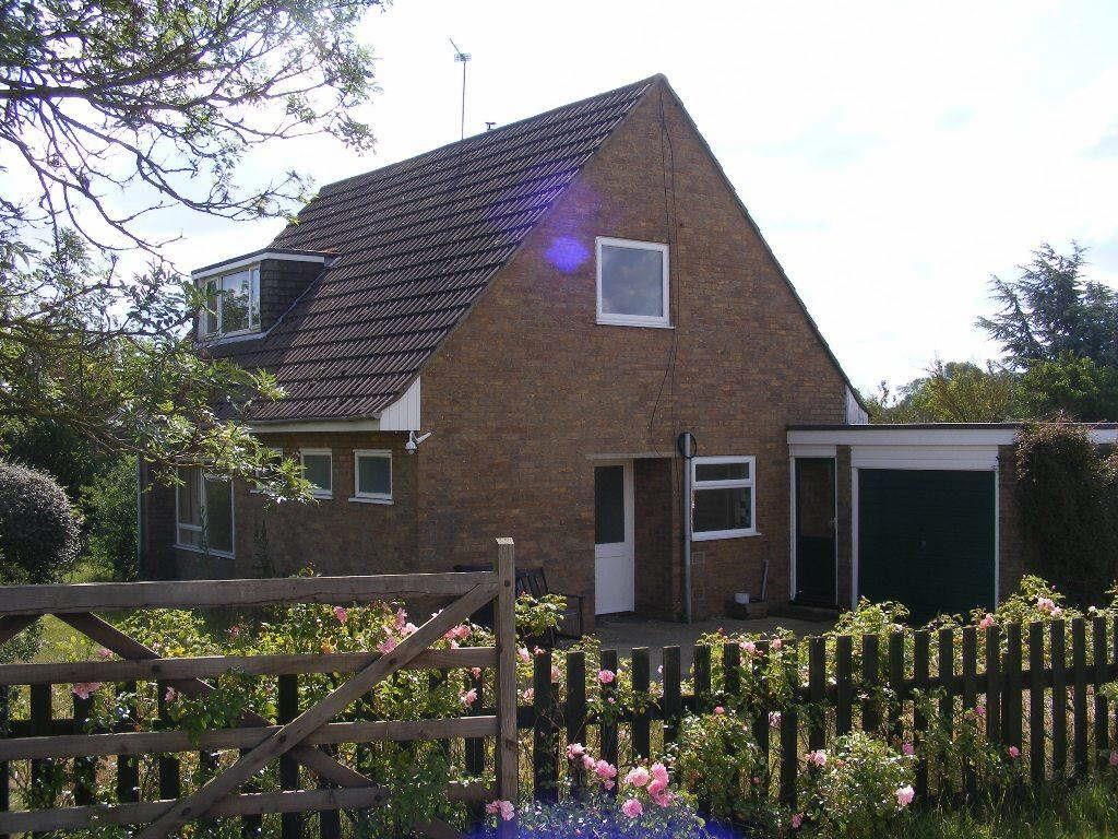 Property photo 1 of 9 Front