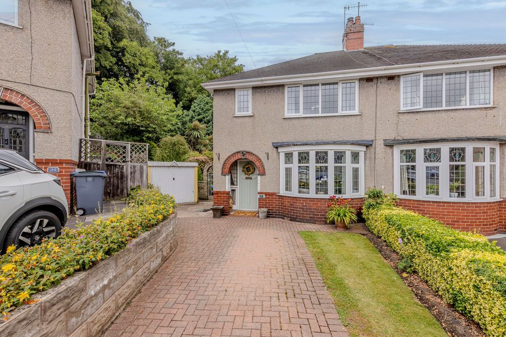 Property photo 1 of 30