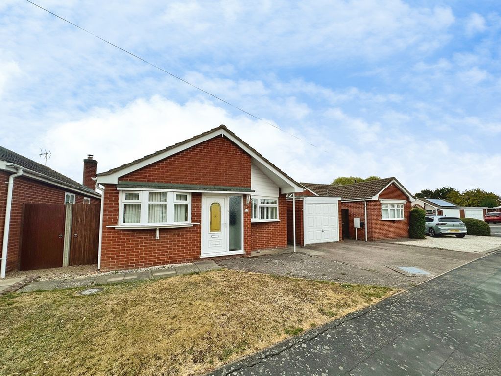 Property photo 2 of 17